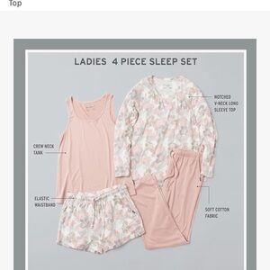 Eddie Bauer Crewneck. 4 piece set. See all pics. Size Medium